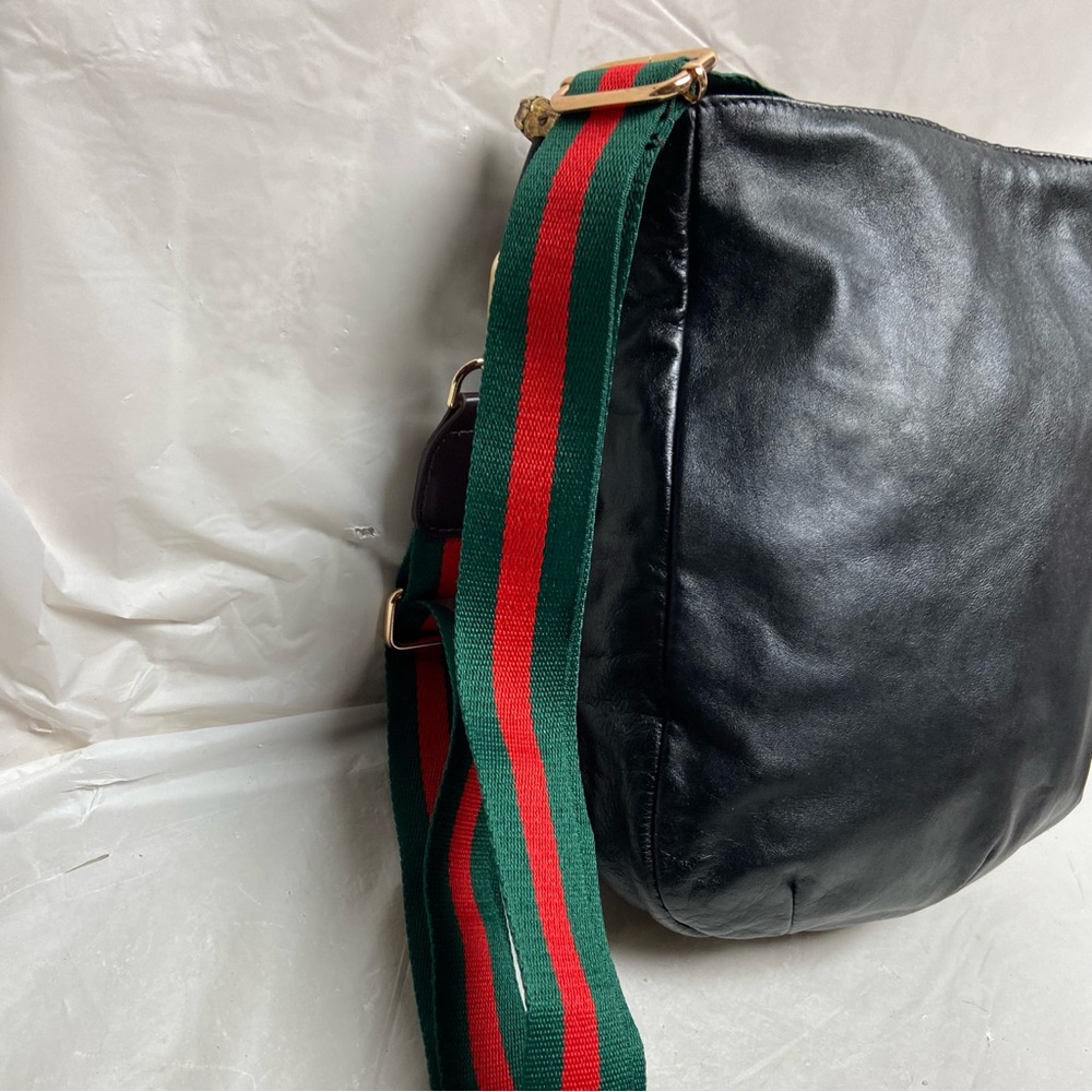 Vintage Gucci Italy Black Leather Drawstring Pouch w/Sherry Line Crossbody Strap - Picture 2 of 12